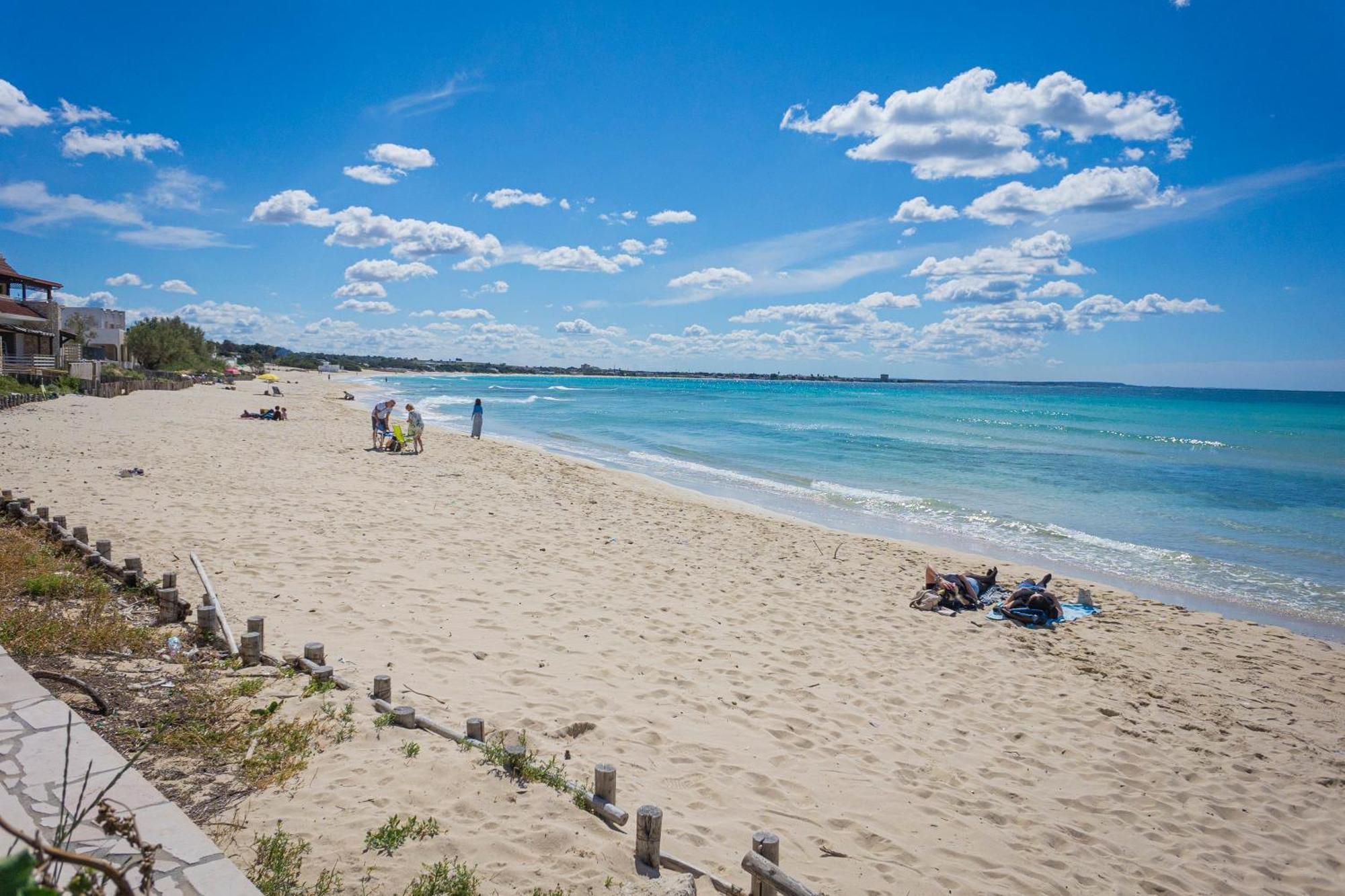 Torre Lapillo Apartment Sea View - Happy Rentals Porto Cesareo Exteriör bild